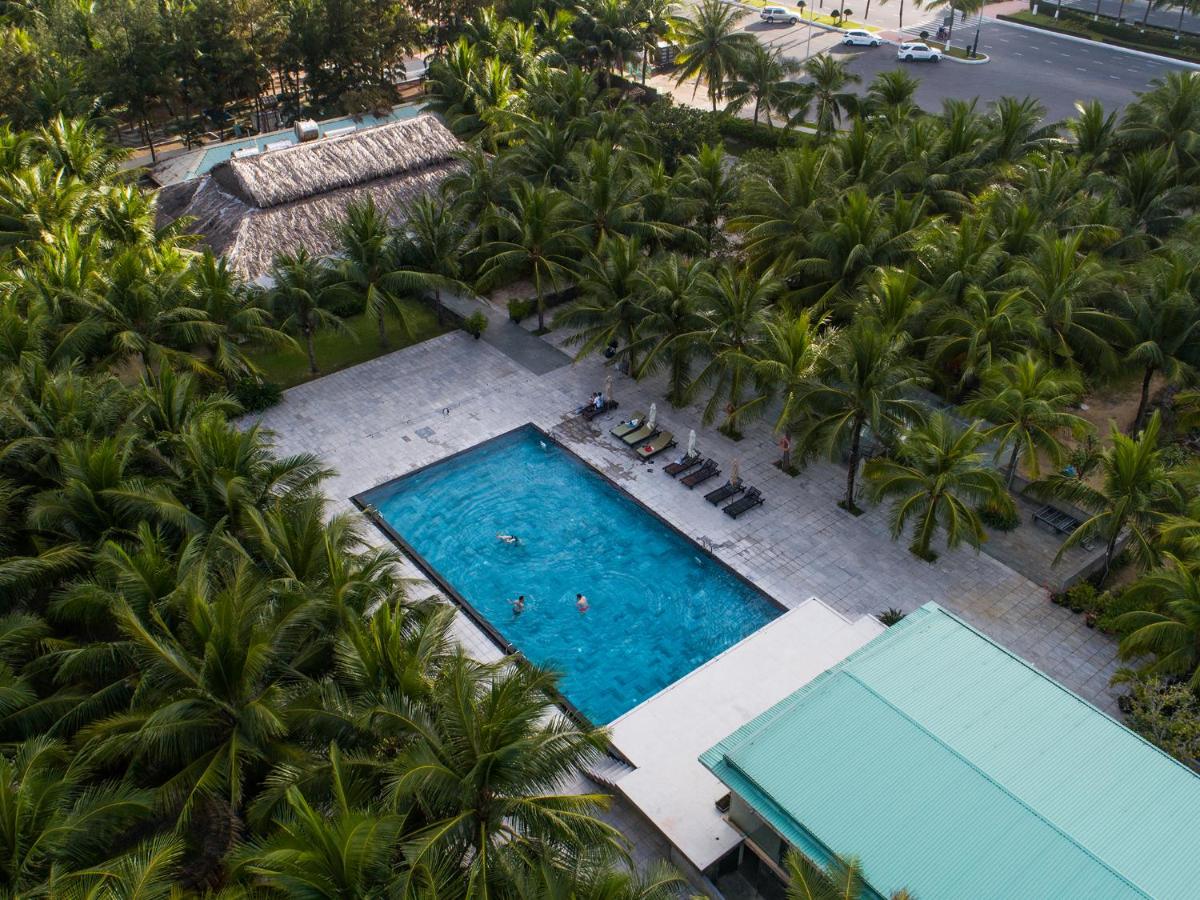 Temple Đà Nẵng Resort bể bơi